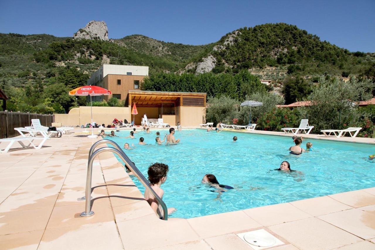 La Fontaine D'Annibal Hotel Buis-les-Baronnies Kültér fotó