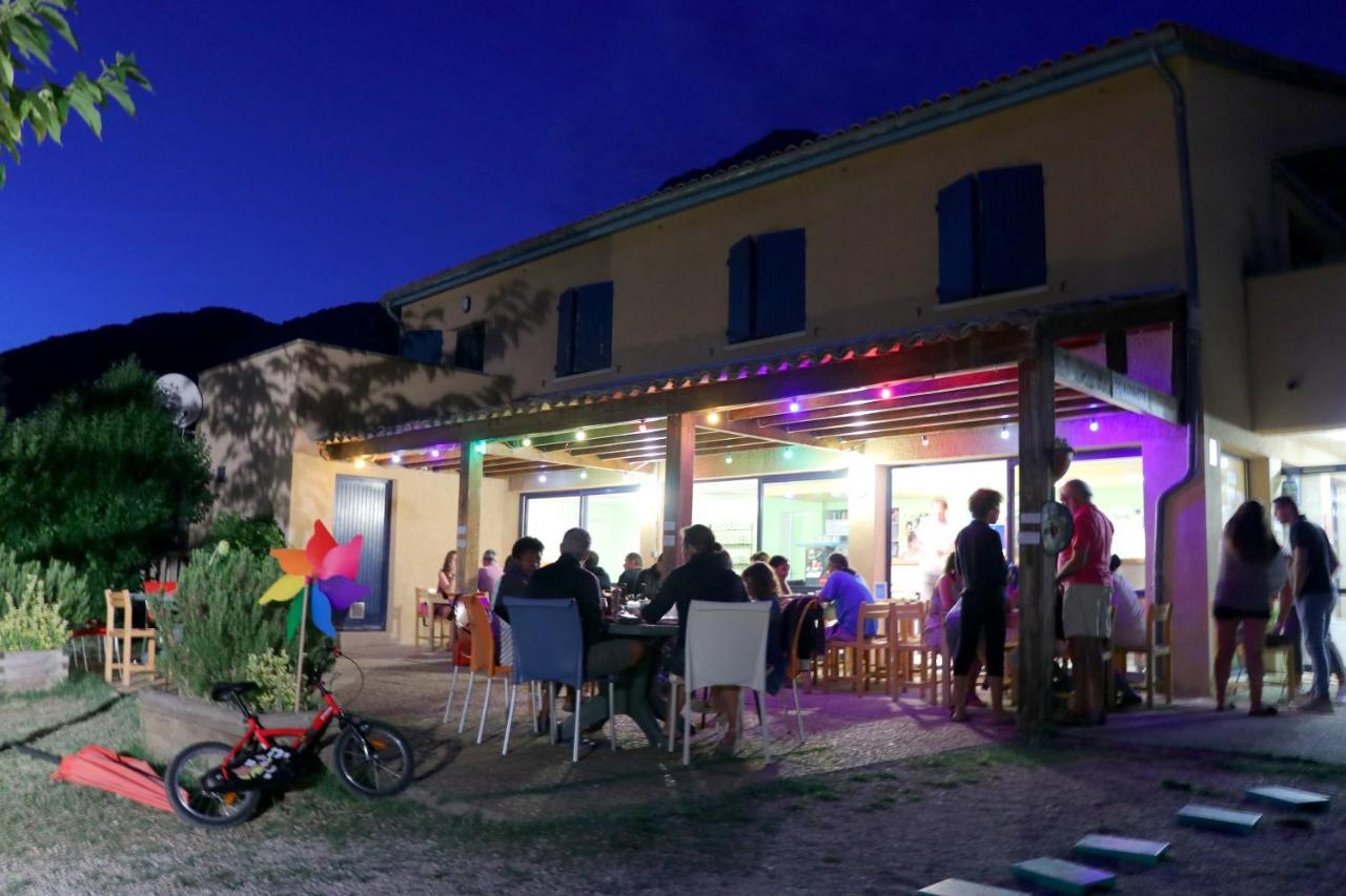 La Fontaine D'Annibal Hotel Buis-les-Baronnies Kültér fotó