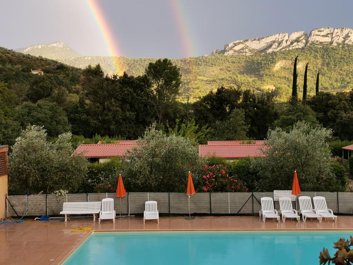 La Fontaine D'Annibal Hotel Buis-les-Baronnies Kültér fotó