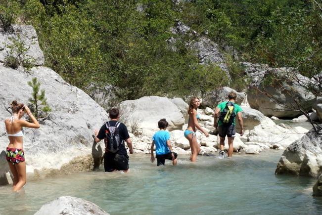La Fontaine D'Annibal Hotel Buis-les-Baronnies Kültér fotó